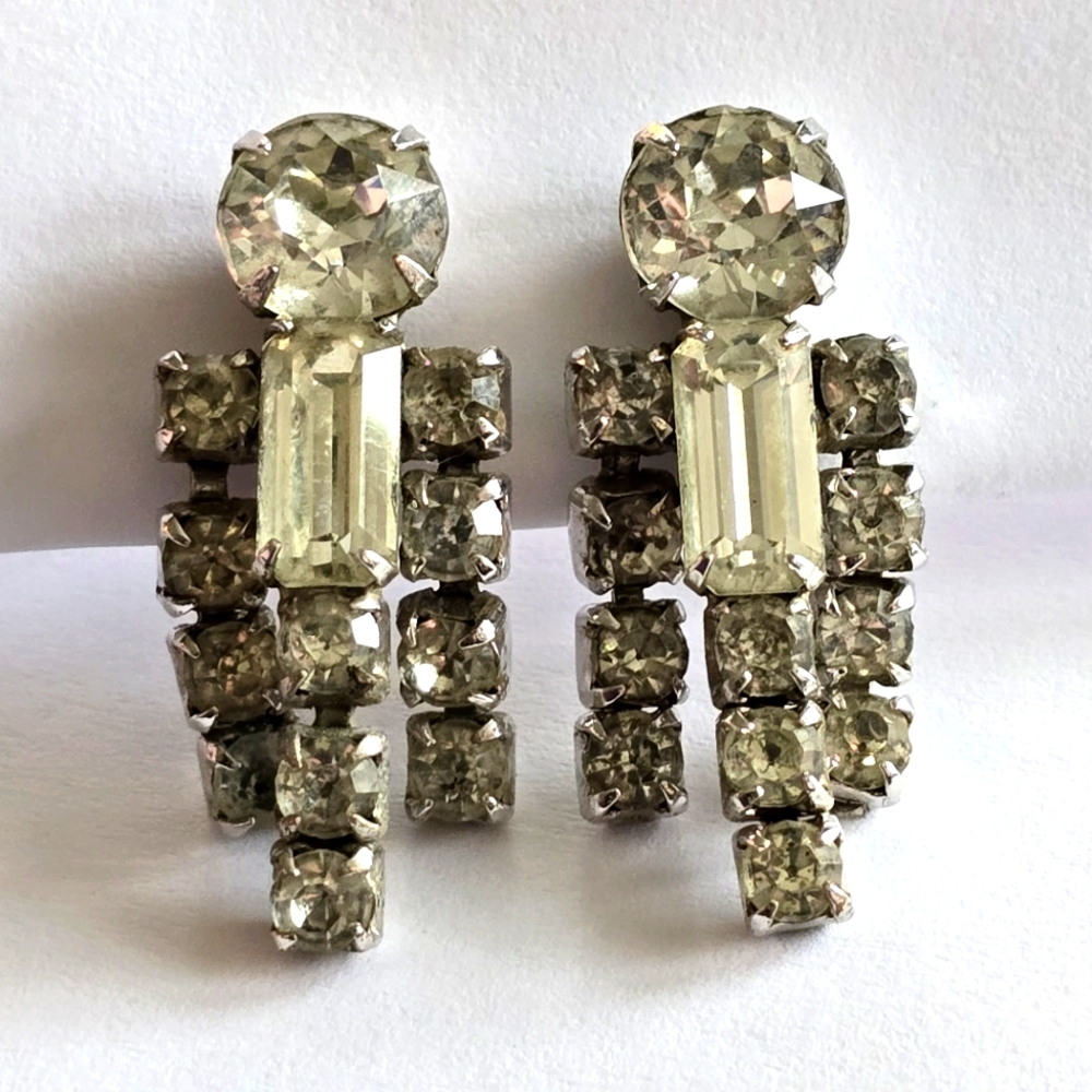 Vintage earrings Sparkly rhinestones old Hollywood glam prom black tie formal - Picture 1 of 11